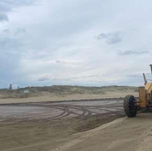 Entenda por que trecho da maior praia do Brasil está interditado por lama
