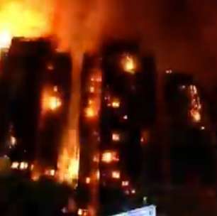 Time-lapse mostra evolução do incêndio em prédios que deixou mais de 100 mortos em Hong Kong