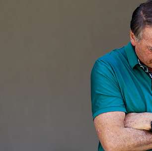 Carlos diz que Bolsonaro teve nova crise de soluços na prisão e médicos foram acionados: 'Não vai sobreviver'