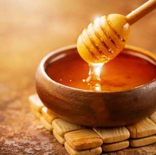 Simpatia com mel para trazer harmonia no relacionamento