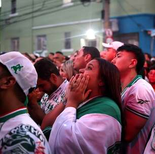 Da festa à decepção: veja o desespero da torcida do Palmeiras no entorno do Allianz Parque