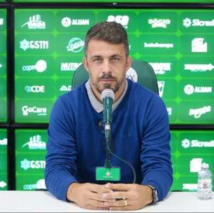 Goiás negocia e pode contratar camisa 10 ex-São Paulo e Grêmio marcado em 2025