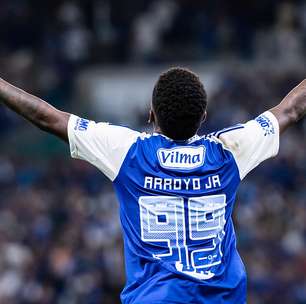 Situação de Arroyo é atualizada após jogador deixar o gramado com dores em empate do Cruzeiro