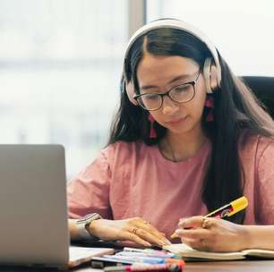 Professor de Harvard cita três hábitos que prejudicam nosso QI; confira