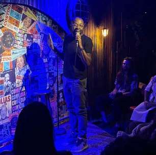 "A comédia de hoje é a tragédia de ontem", diz ex-presidiário que faz stand-up