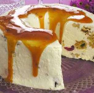 Sorvete com panetone para entrar no clima de Natal