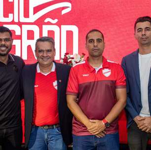 AGORA: Jornalista crava no Vila Nova venda de dois atletas para o Flamengo