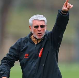 Athletico-PR 'barra' jogador cobiçado pelo mercado de Série A: "Em alta"