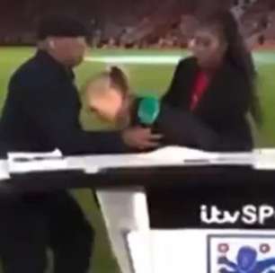 Vídeo: jornalista desmaia durante transmissão ao vivo e é salva por ex-jogador