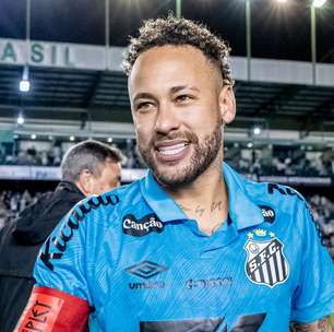 Neymar lamenta lesões, vibra com hat-trick e projeta futuro