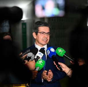Sabatina de Messias no Senado deve acontecer só em 2026, diz Randolfe