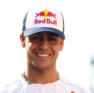 Arvid Lindblad comenta pela primeira vez sobre vaga na F1 em 2026