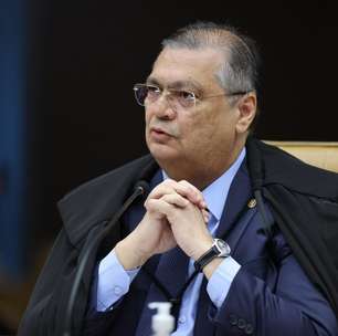 Dino barra emendas indicadas por Eduardo Bolsonaro e Alexandre Ramagem