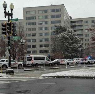 Trânsito, multidão e neve marcam o ambiente horas antes do sorteio da Copa do Mundo