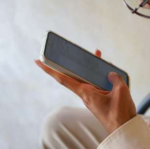 Existe um motivo para você passar horas assistindo a Reels no Instagram até as 3 da manhã: a ciência do "doomscrolling"