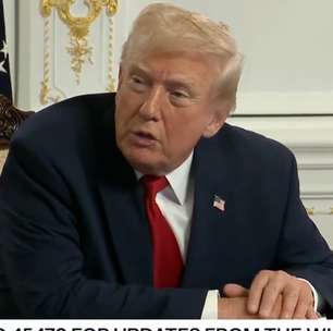 Trump usa recado de Natal para atacar pessoas trans e a 'escória esquerdista'