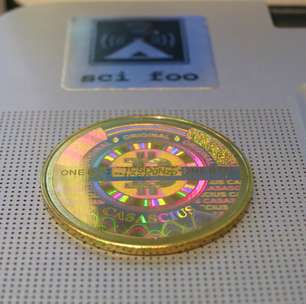 Investidor resgata duas moedas físicas de Bitcoin por R$ 975 milhões