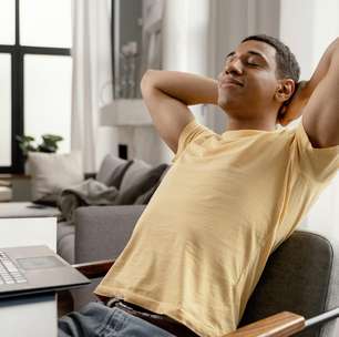 Alerta: "desligar de tudo" nas férias também pode causar estresse