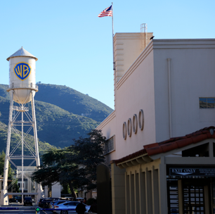 Redes de cinema do Brasil criticam compra da Warner pela Netflix: 'Concentração de poder'