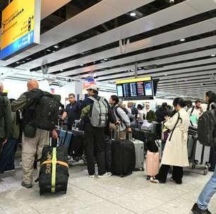 Briga em estacionamento do Aeroporto de Heathrow, em Londres, deixa 20 feridos e causa transtornos
