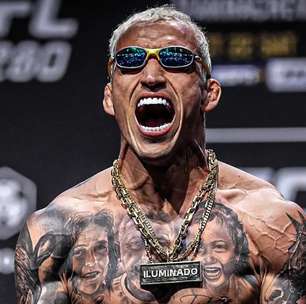 Charles do Bronx revela plano de passar por Max Holloway e ter nova chance pelo cinturão do UFC