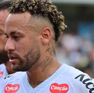 Neymar deixa futuro em aberto após vitória do Santos e desabafa sobre dores: "Mental foi a zero"