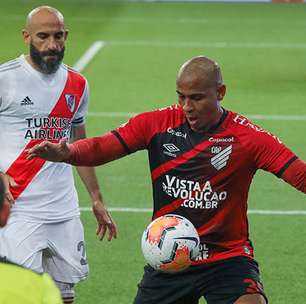 NOVAS! Athletico-PR bate martelo e define saídas, estrangeiros de fora, Walter volta