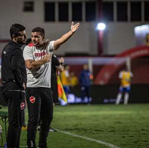 Com goleiro do Atlético-MG, Vila Nova define trio de concorrentes para Umberto Louzer