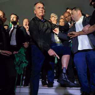 Datafolha: Para 54%, Bolsonaro tentava fugir ao queimar tornozeleira eletrônica; 33% acreditam em surto