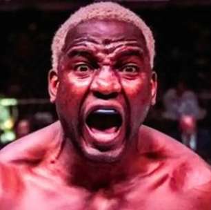 VÍDEO: Gigante que assustou Poatan em treino aplica nocaute brutal e é campeão do Karate Combat - Assista agora!