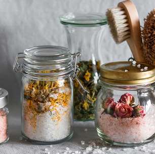 Banho de descarrego para limpar as energias do ano