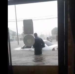 VÍDEO: chuva intensa alaga centro de Osório e deixa vias totalmente submersas