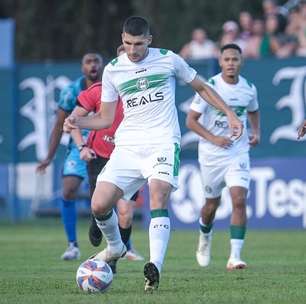 Coritiba negocia saída de mais um meia que pode reforçar time da Série A: "Diretoria"