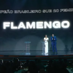 CBF erra anúncio ao vivo e troca Botafogo por Flamengo em premiação