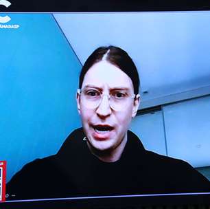 Felca participa de CPI da Íris e nega contato com empresa investigada