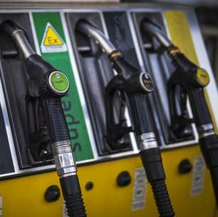 Motores a combustão vão continuar por mais tempo: Europa muda planos e não vai mais banir motores tradicionais em 2035