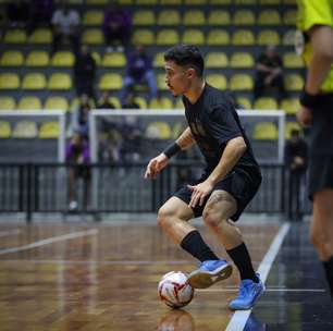 Ala do Corinthians lamenta gols sofridos e comenta preparação mental para a final da LNF