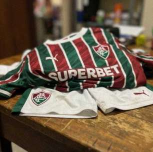 Novos uniformes do Fluminense vazam nas redes; veja fotos