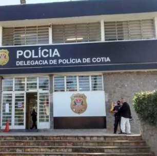 Corpo é encontrado com sinais de violência em barranco em Cotia