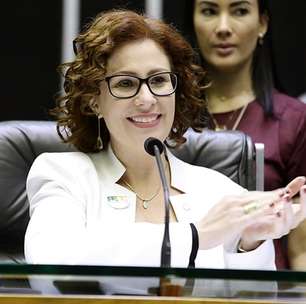 A alternativa do STF no impasse sobre o mandato de Carla Zambelli