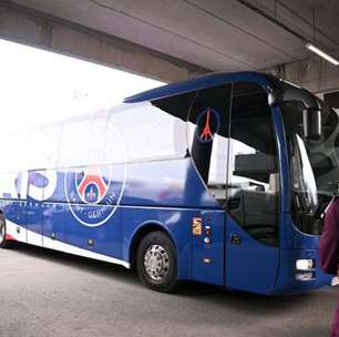 Ônibus do PSG é alvo de ataque com pedras na madrugada em hotel na Espanha