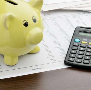 Brasileiros com conta em banco comemoram a lei que proíbe juros abusivos no cheque especial