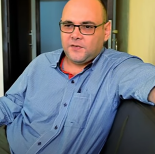 Morre o homem que ficou conhecido como "o maior mentiroso do Brasil"