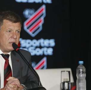 Athletico-PR ganha reconhecimento do governo e recebe homenagem: "Atualizado"