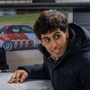 F1: Bortoleto compartilha fotos de visita à fábrica da Audi