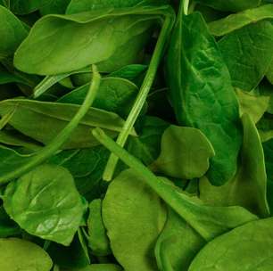 Benefícios e riscos no consumo de espinafre