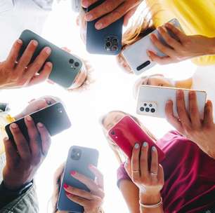 Adolescentes postam vídeos de 'despedida' na Austrália após nova lei entrar em vigor; entenda