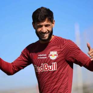 Gigante alvinegro avança na contratação de lateral