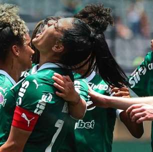 Palmeiras perde para o Corinthians, mas aproveita vantagem e é campeão do Paulistão Feminino