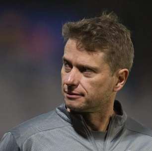 Fernando Seabra aprova e Ceará pode estar prestes a "perder" zagueiro para o Coritiba